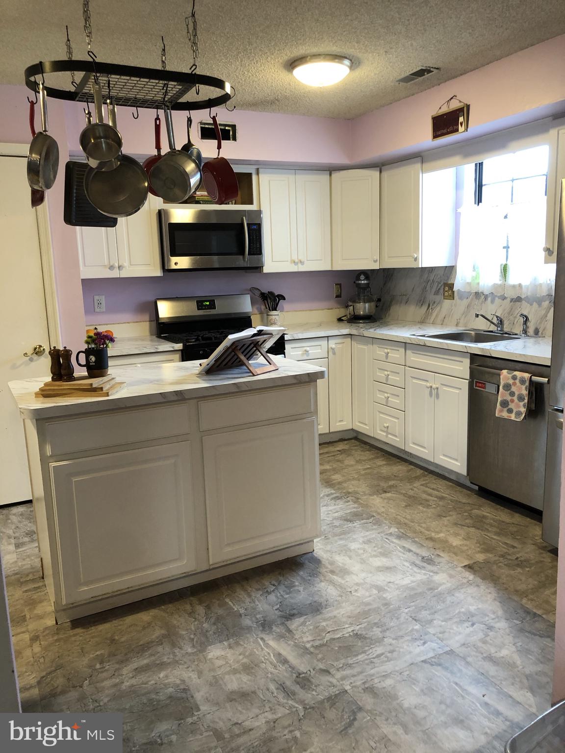 307 North Elmwood Road Marlton, NJ 08053 - Photo 3 of 15 Gallery Image 3