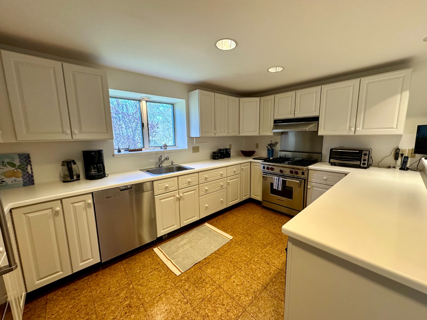 26 Bijah's Way Chilmark, MA 02535 - Photo 5 of 25