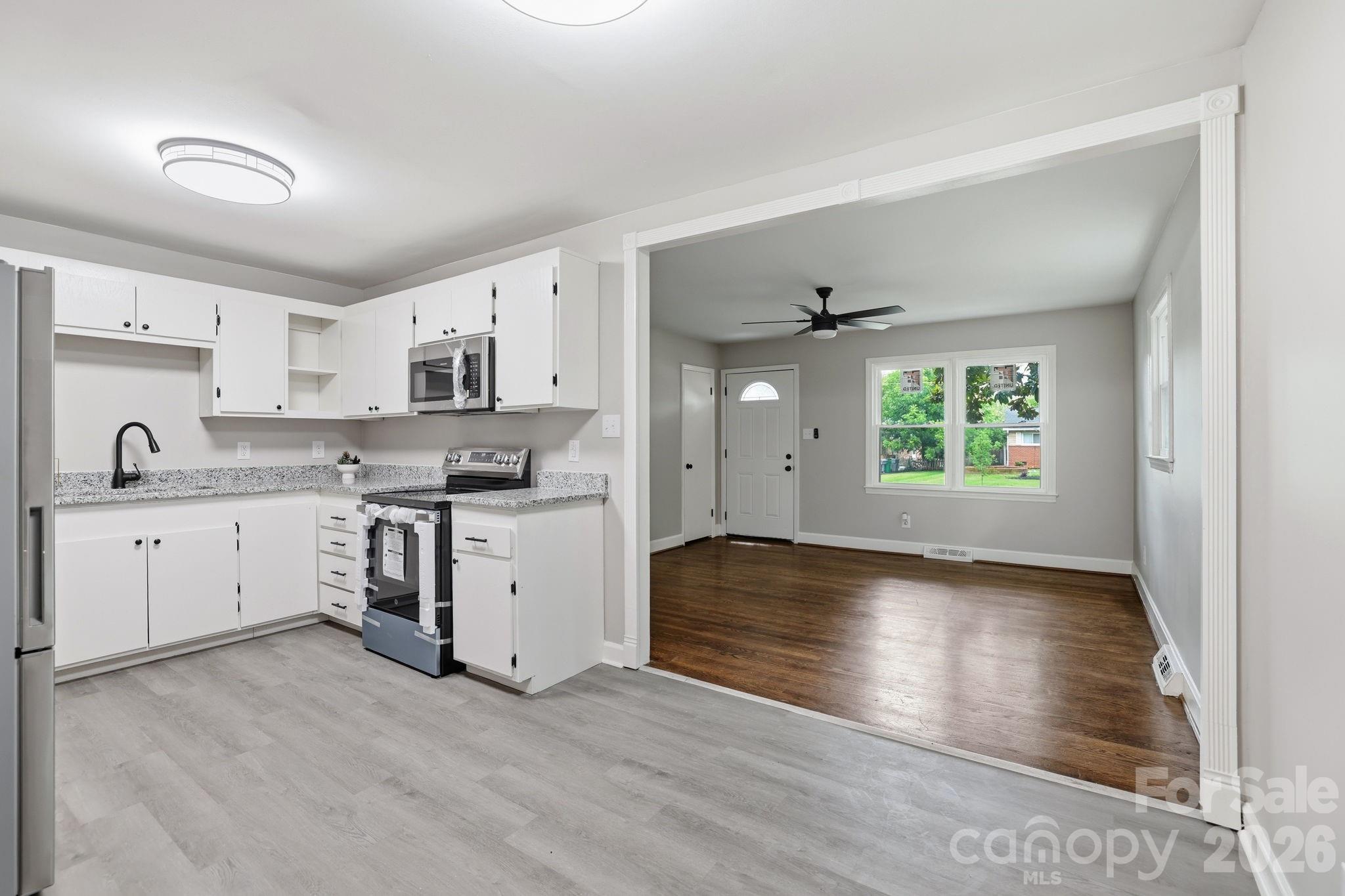 835 Ranch Road Charlotte, NC 28208 - Photo 9 of 24 Gallery Image 9
