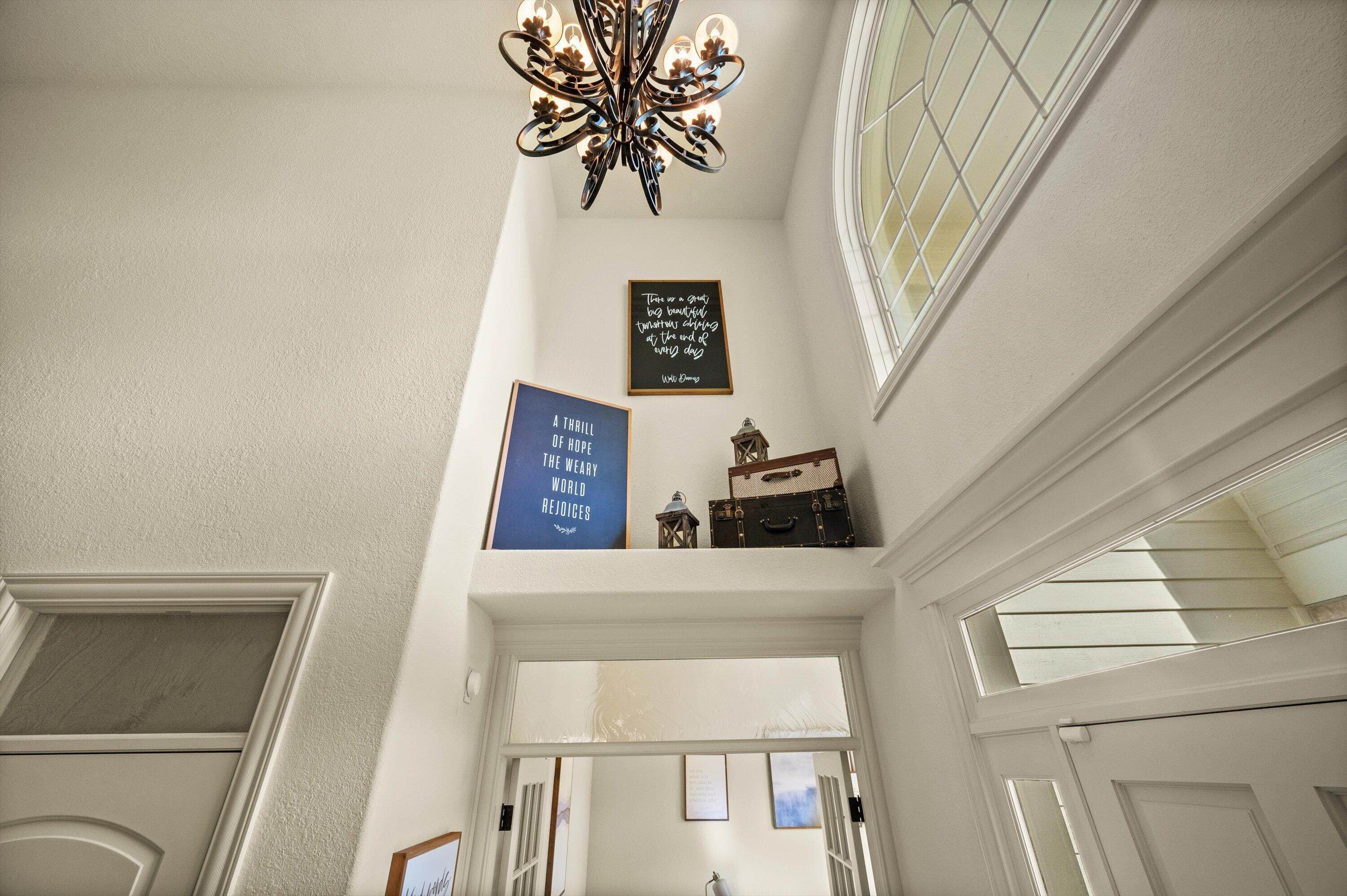 264 Steeple Pointe Circle Delafield, WI 53018 - Photo 45 of 120 Ceilings