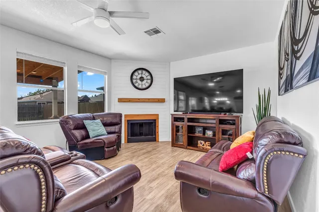 $2,595 | 11511 Marshall Street, Manor, TX 78653