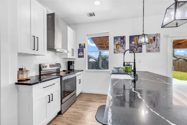 $2,595 | 11511 Marshall Street, Manor, TX 78653