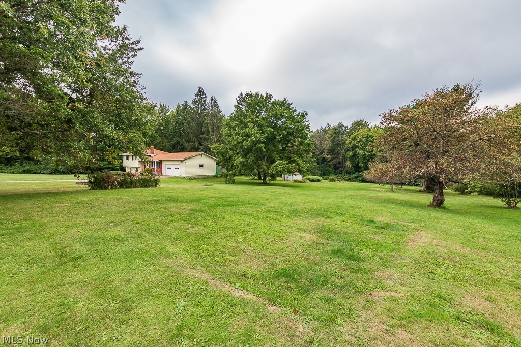 10470 Old State Road Chardon, OH 44024 - Photo 28 of 32