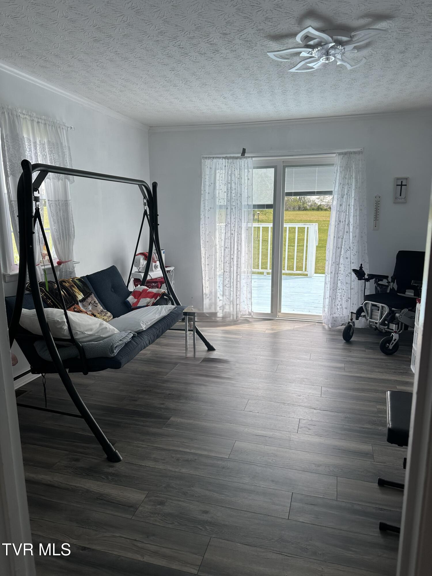 574 Bailey Street Greeneville, TN 37745 - Photo 17 of 28 IMG_9266