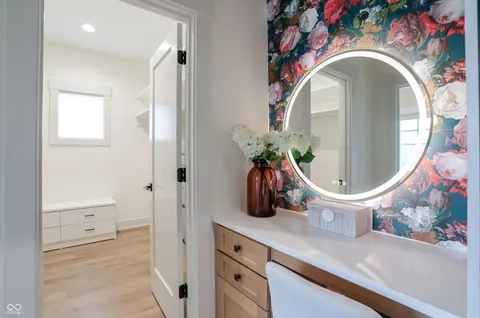 $800,000 | 5714 Inglenook Way, Zionsville, IN 46077