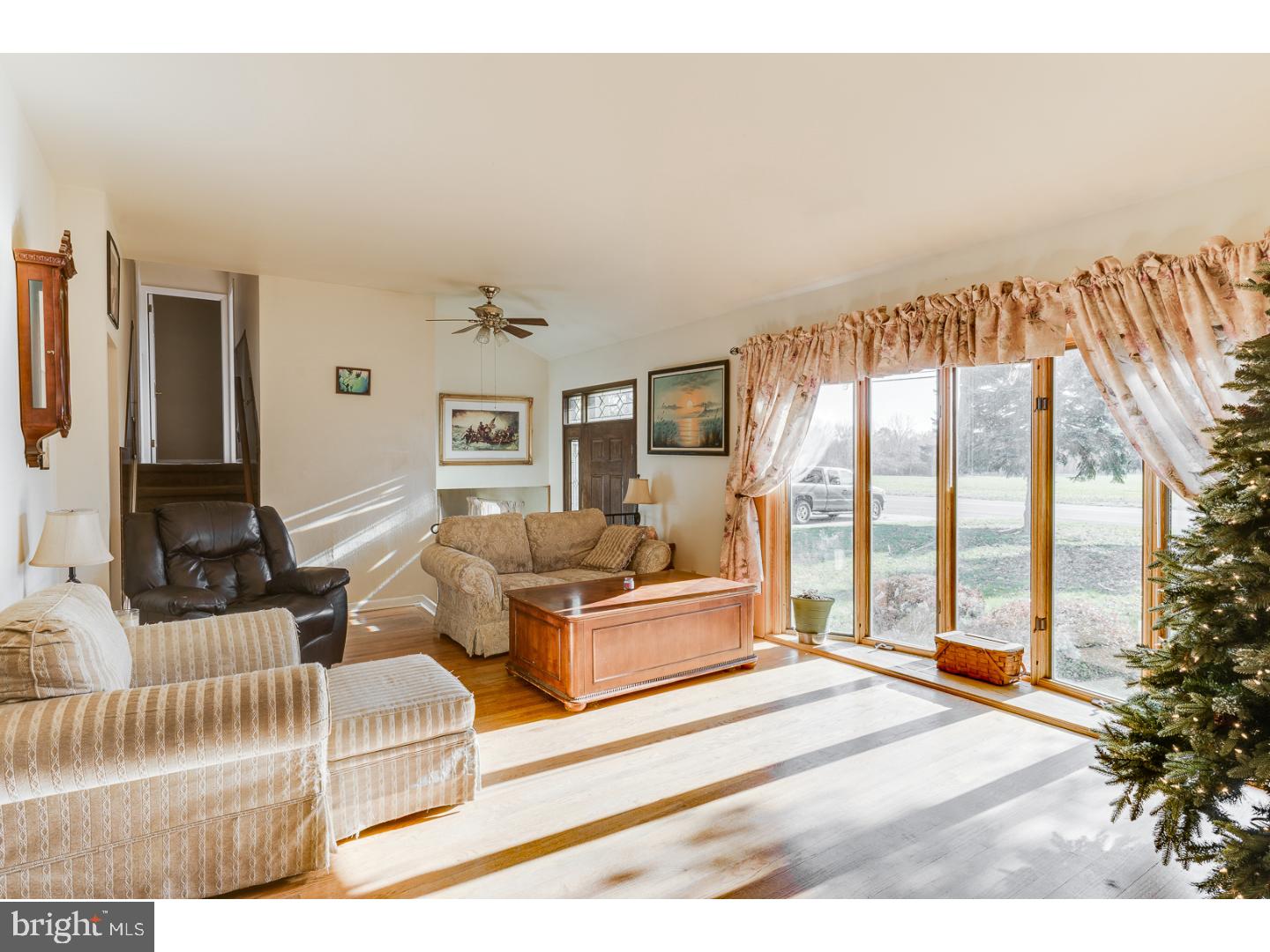 83 Old York Road Chesterfield, NJ 08515 - Photo 3 of 22 Gallery Image 3
