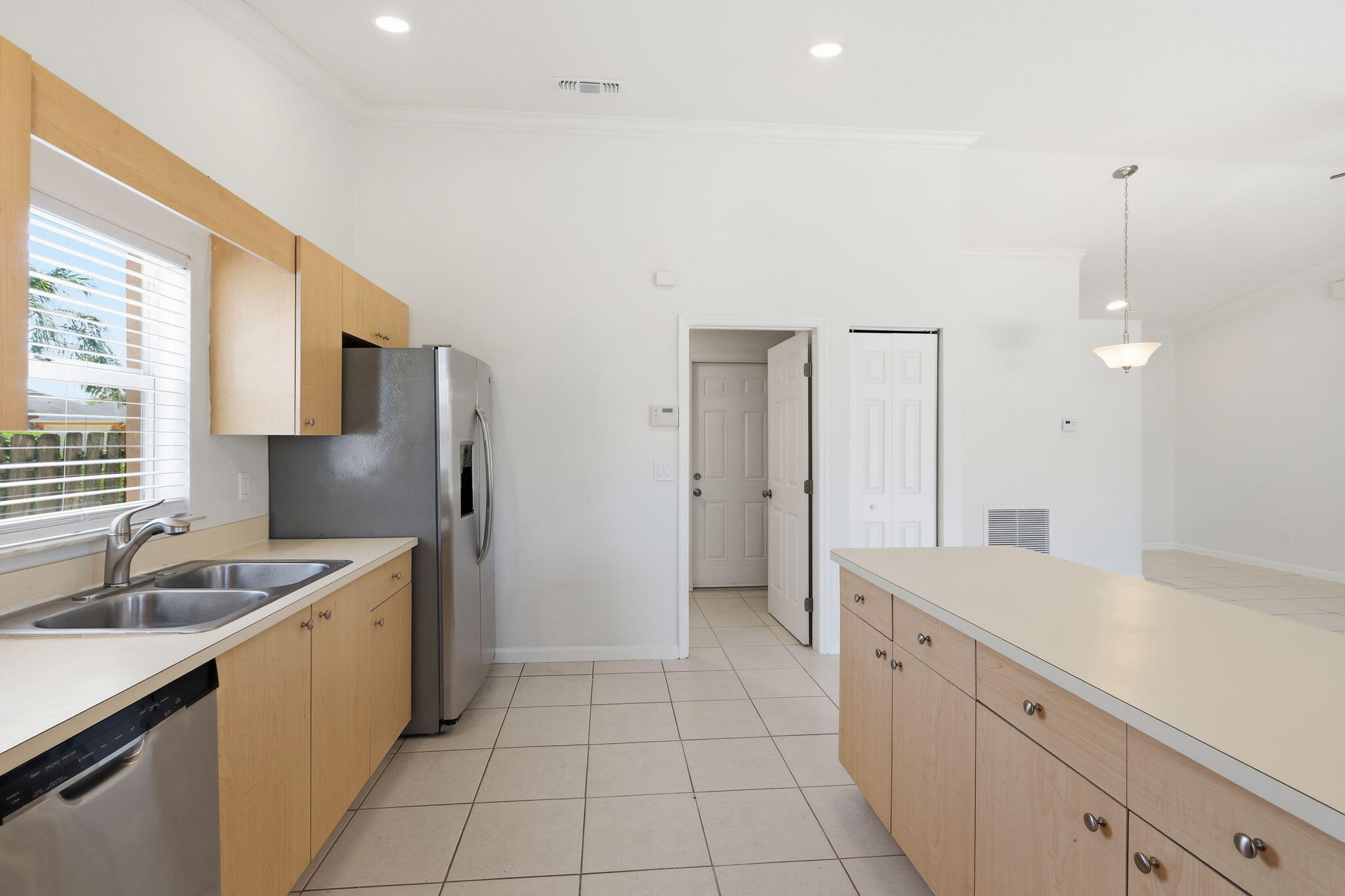 4381 Southwest Appleseed Road Port St. Lucie, FL 34953 - Photo 9 of 33 008_ListerPros