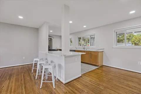 $298,000 | 8621 Bob White Drive, Houston, TX 77074