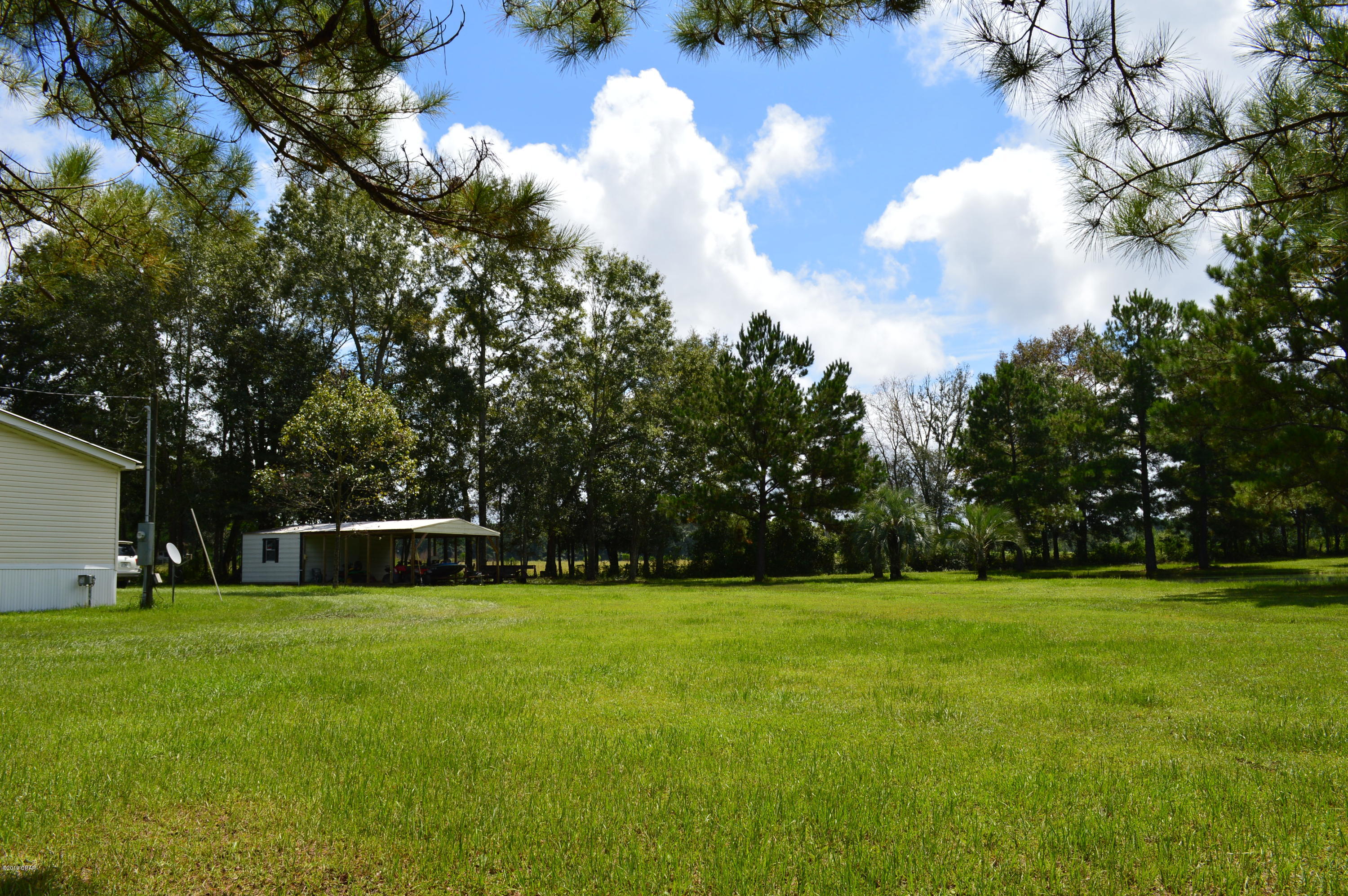3487 Roche Avenue Vernon, FL 32462 - Photo 13 of 42 Gallery Image 13