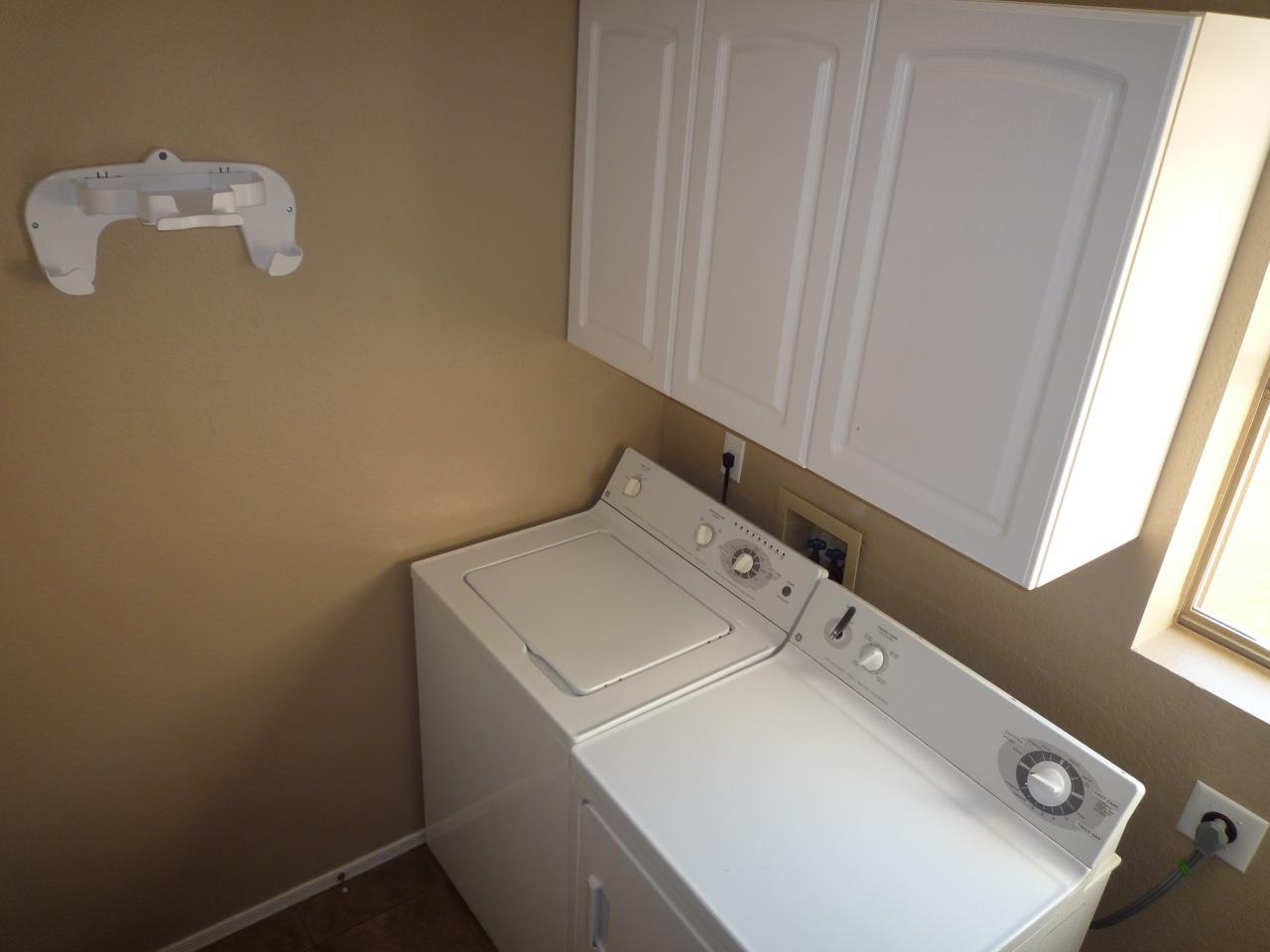 4707 East Weaver Road Phoenix, AZ 85050 - Photo 12 of 13 Laundry