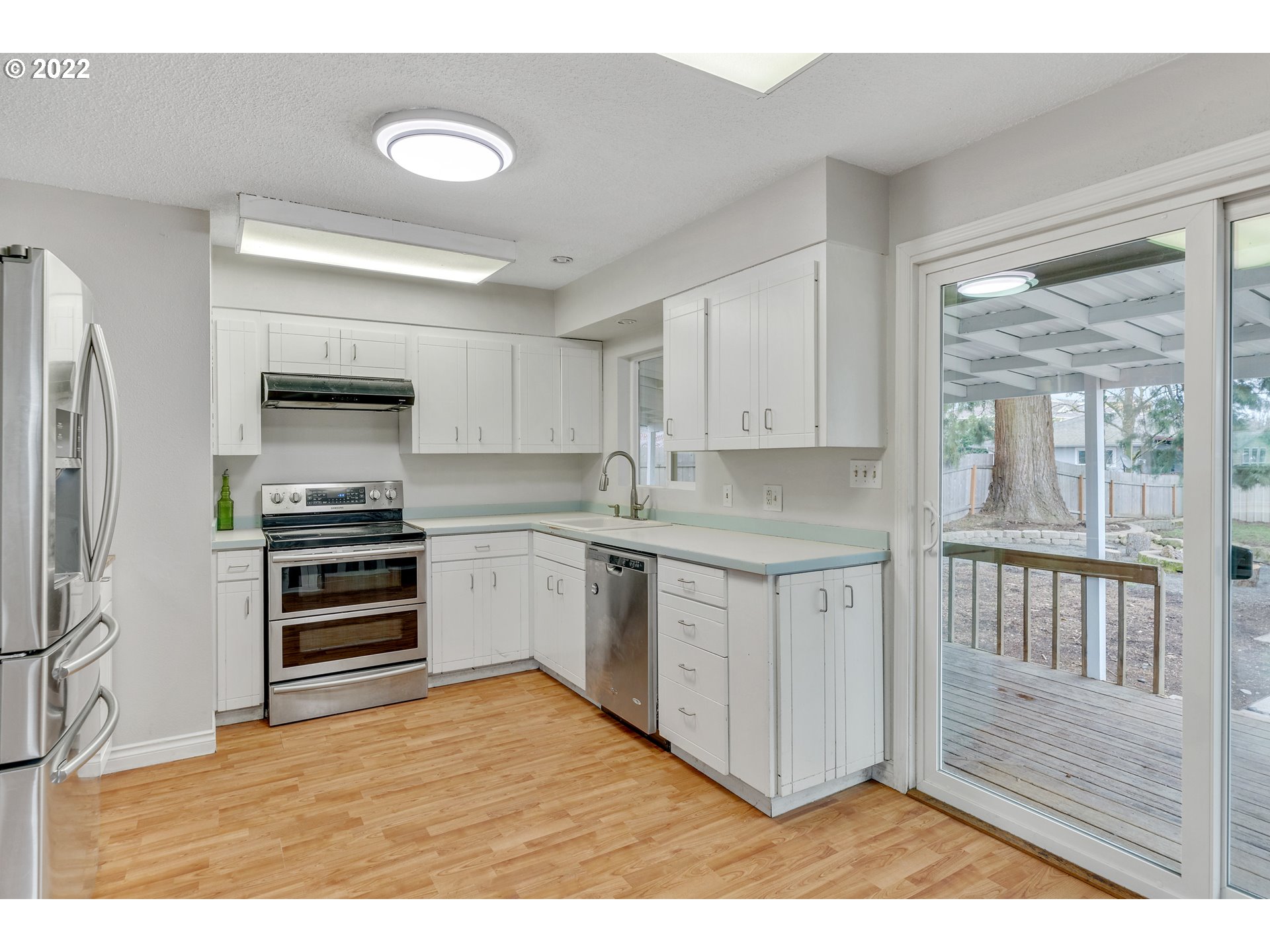 16026 Southeast Johnson Road Clackamas, OR 97015 - Photo 8 of 29 Gallery Image 8
