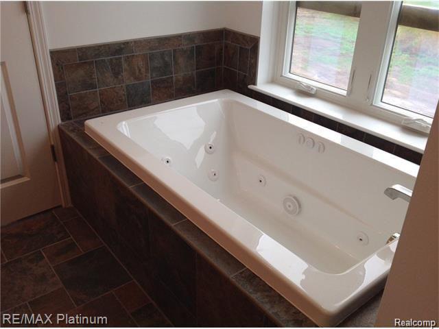 hacker - master tub.jpg