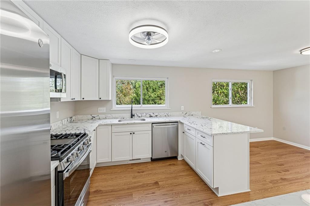 210 Parkedge Road Pittsburgh, PA 15220 - Photo 15 of 50 Gallery Image 15