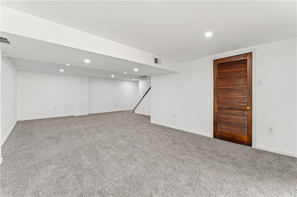 210 Parkedge Road Pittsburgh, PA 15220 - Photo 30 of 50 Gallery Image 30