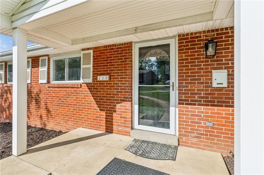 210 Parkedge Road Pittsburgh, PA 15220 - Photo 3 of 50 Gallery Image 3