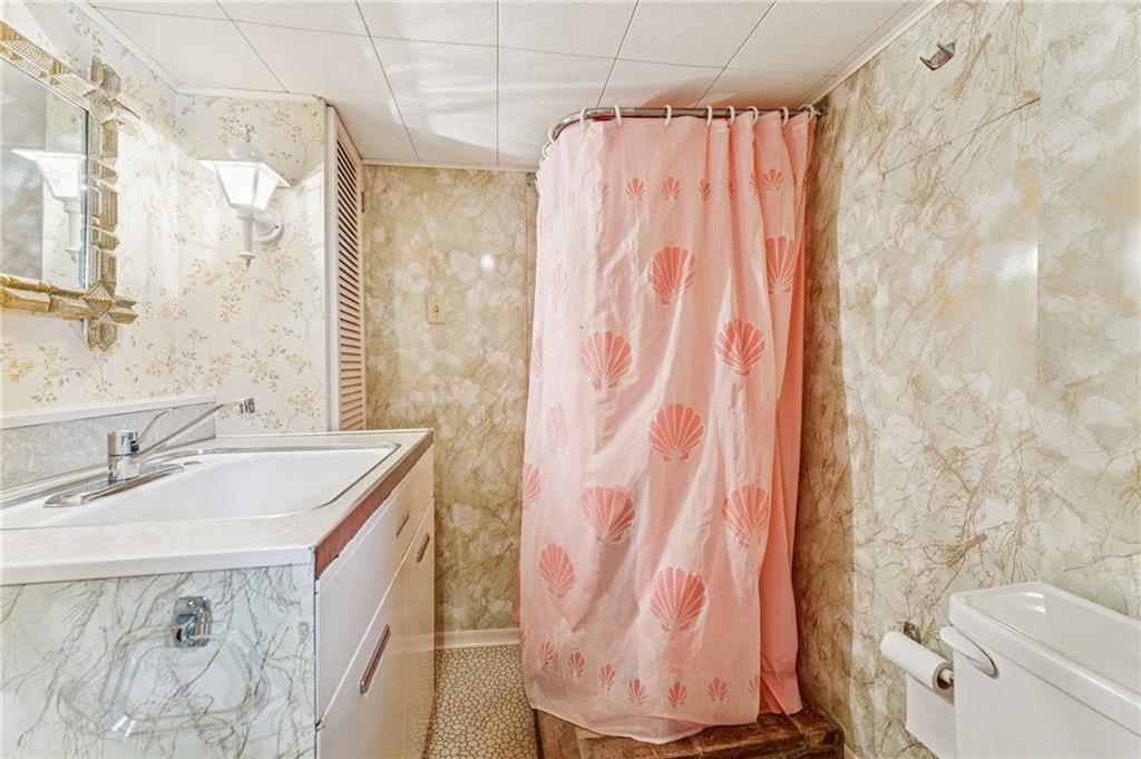 210 Parkedge Road Pittsburgh, PA 15220 - Photo 42 of 50 3rd full bath on the lower level