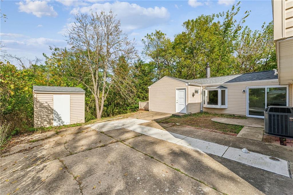 210 Parkedge Road Pittsburgh, PA 15220 - Photo 44 of 50 Gallery Image 44