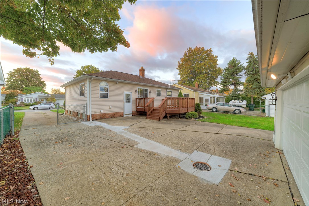30221 Vineyard Road Willowick, OH 44095 - Photo 24 of 25