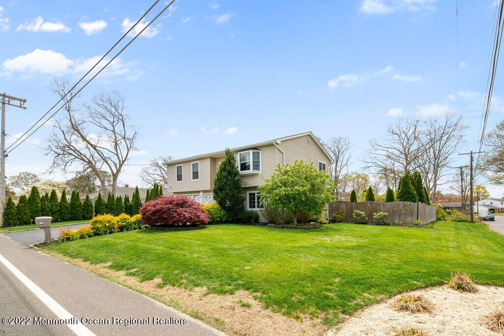748 Midstreams Road Brick, NJ 08724 - Photo 4 of 33 front side