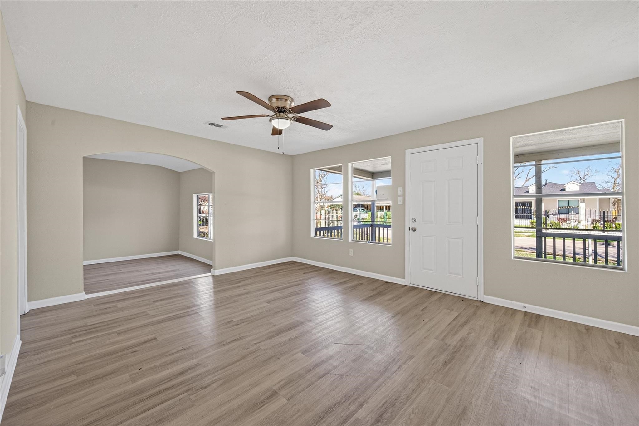4626 Dewberry Street Houston, TX 77021 - Photo 12 of 45