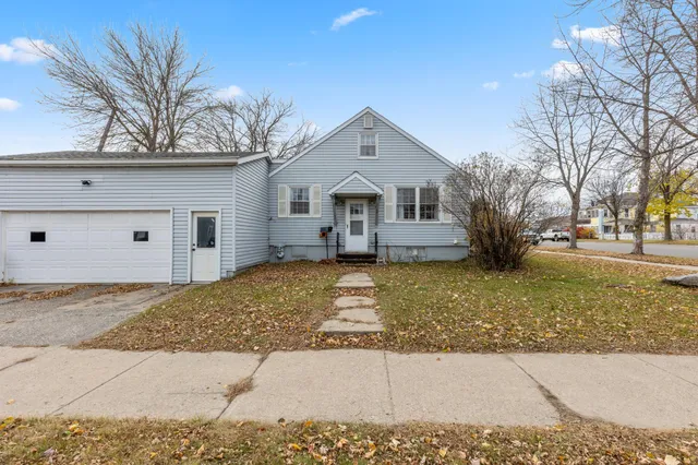 $185,000 | 200 2nd Street Southwest, Wadena, MN 56482