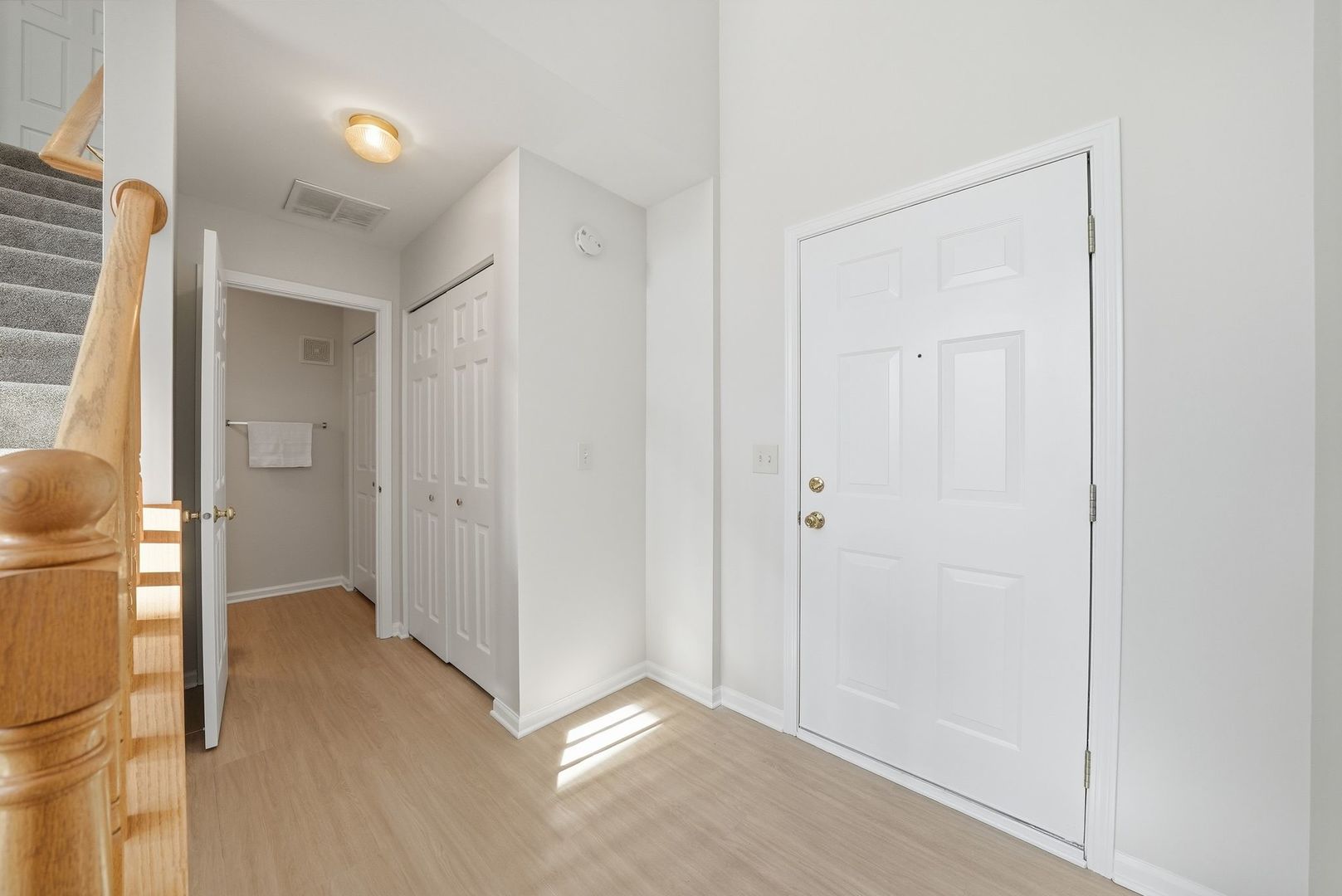 58 Rolling Oaks Road, Unit B Sugar Grove, IL 60554 - Photo 9 of 19