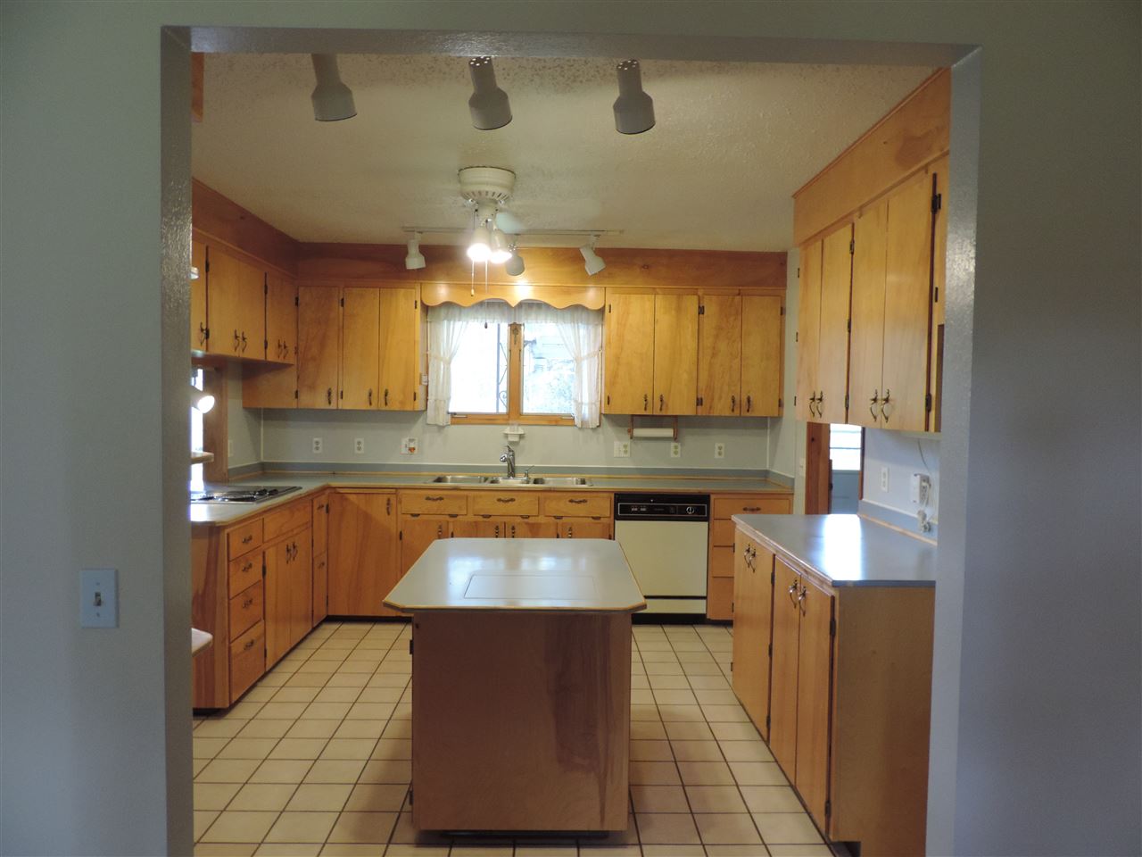432091 State Rte 20 Newport, WA 99156 - Photo 7 of 20 Gallery Image 7