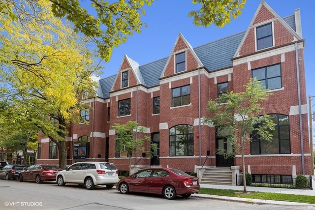 507 West Menomonee Street Chicago, IL 60614 - Photo 3 of 18 a view of a parked cars in front of a building