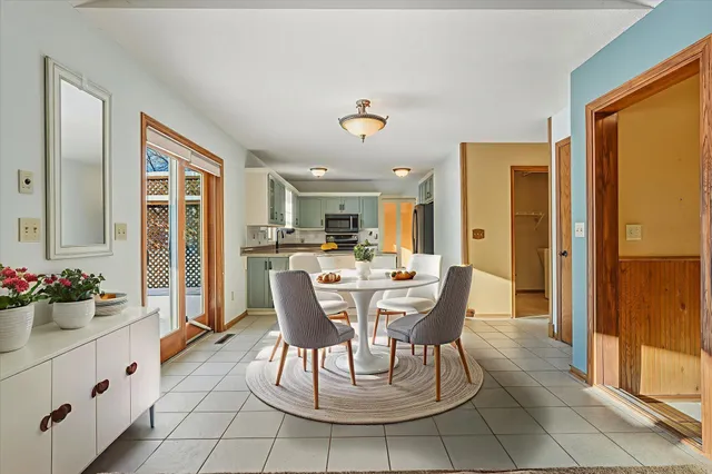 $404,900 | 2563 Colony Circle, St. Cloud, MN 56303