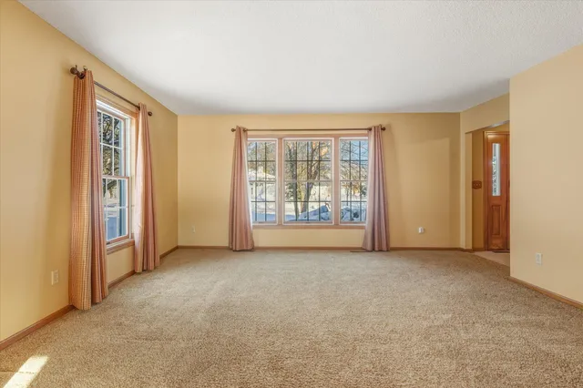 $404,900 | 2563 Colony Circle, St. Cloud, MN 56303