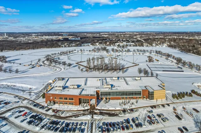 $404,900 | 2563 Colony Circle, St. Cloud, MN 56303