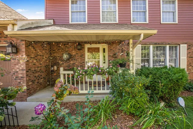 $404,900 | 2563 Colony Circle, St. Cloud, MN 56303