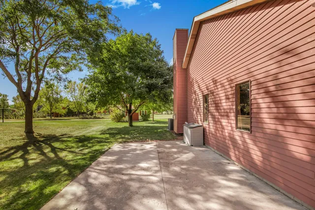 $404,900 | 2563 Colony Circle, St. Cloud, MN 56303