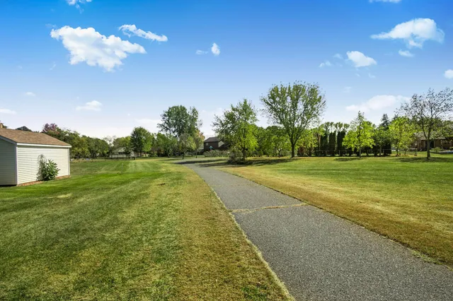 $404,900 | 2563 Colony Circle, St. Cloud, MN 56303