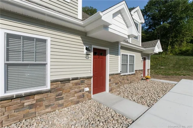 $1,750 | Four Twenty Four Bumper Road, Harwinton, CT 06791