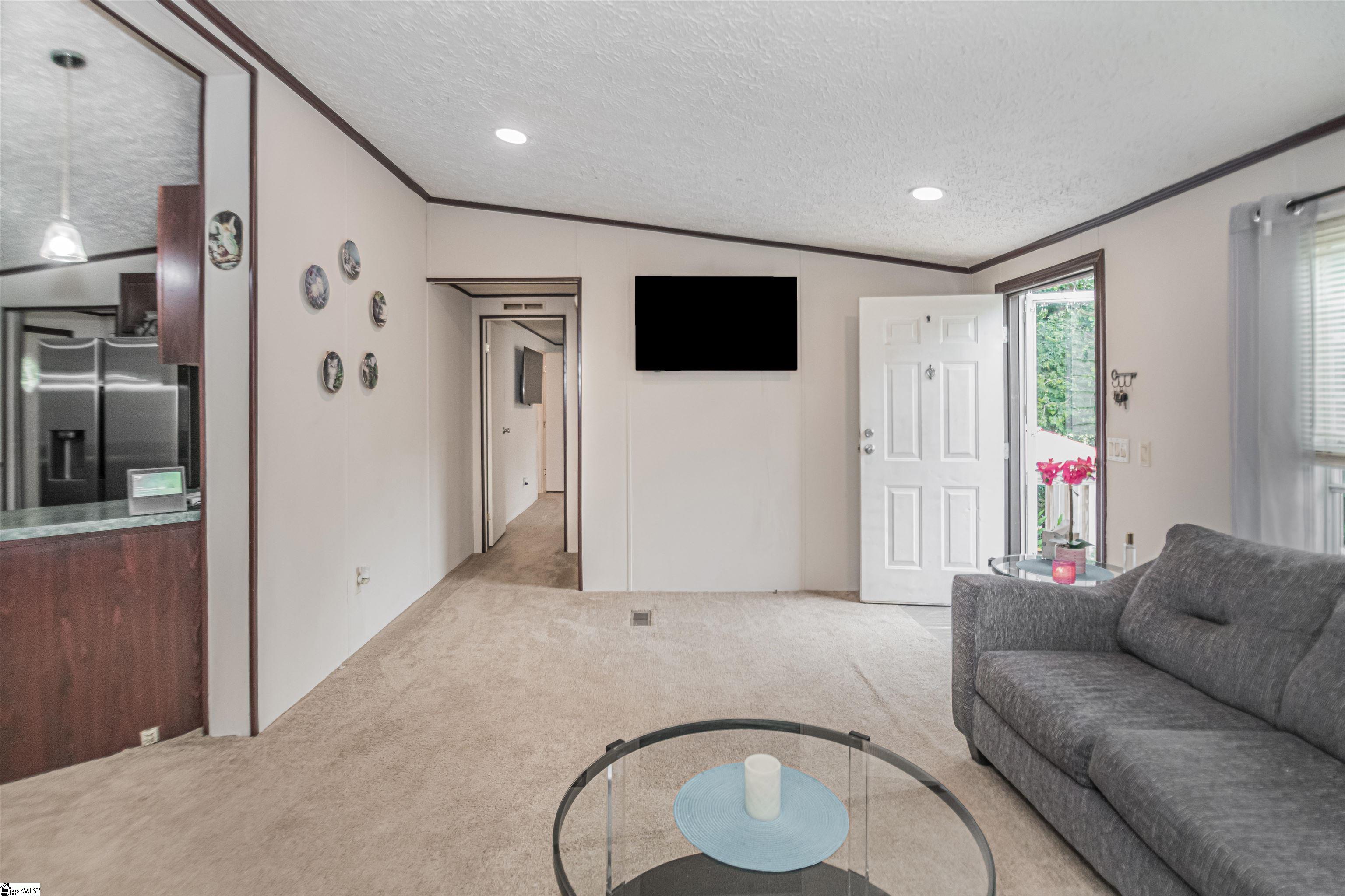 49 Tree Top Lane Fountain Inn, SC 29644 - Photo 4 of 24