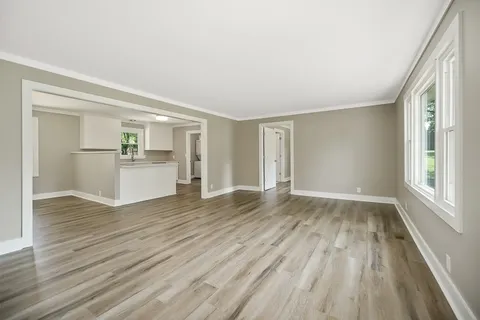 $329,900 | 814 Chickasaw Trail, McMinnville, TN 37110