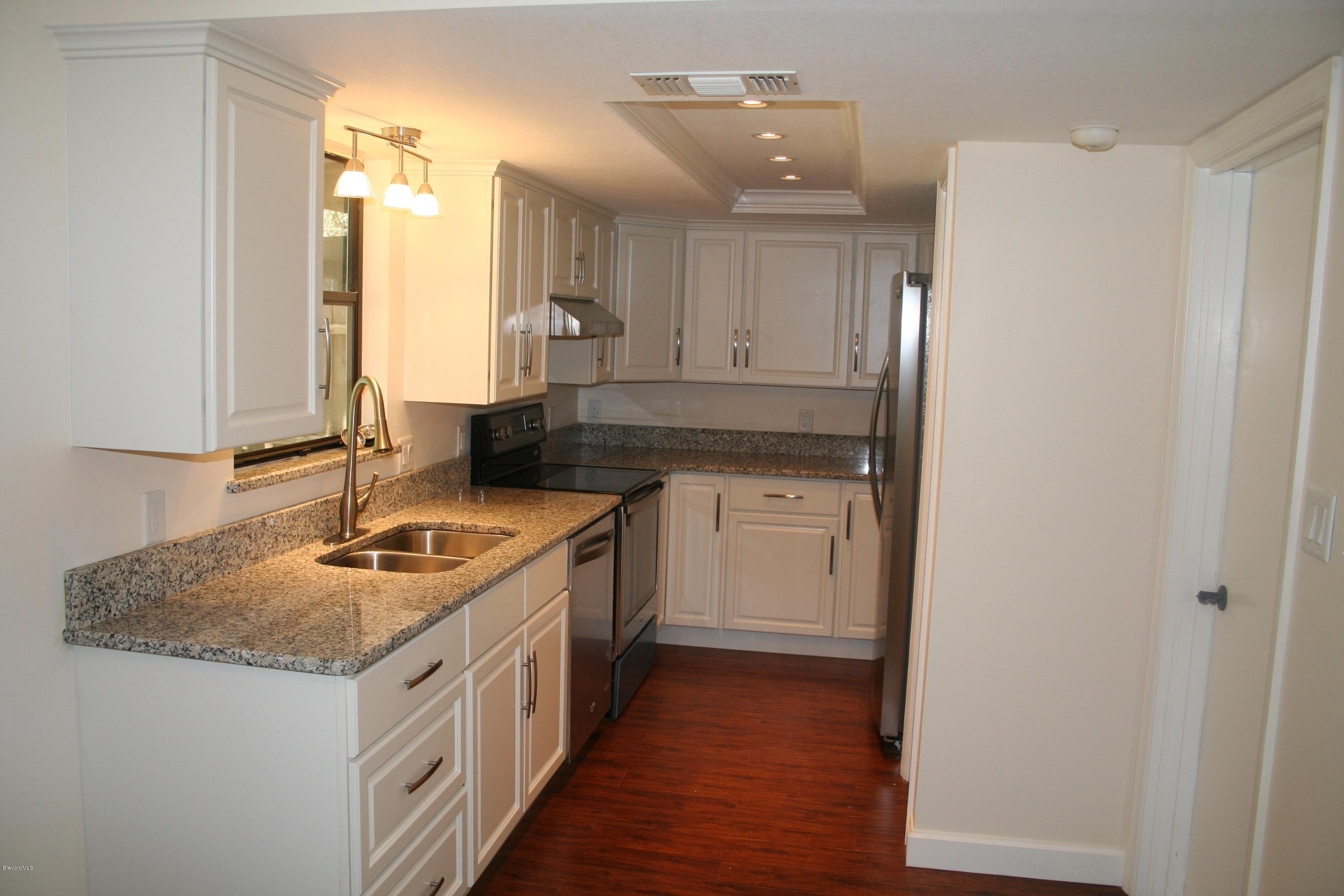 4055 Shuttle Court Merritt Island, FL 32953 - Photo 14 of 25 017