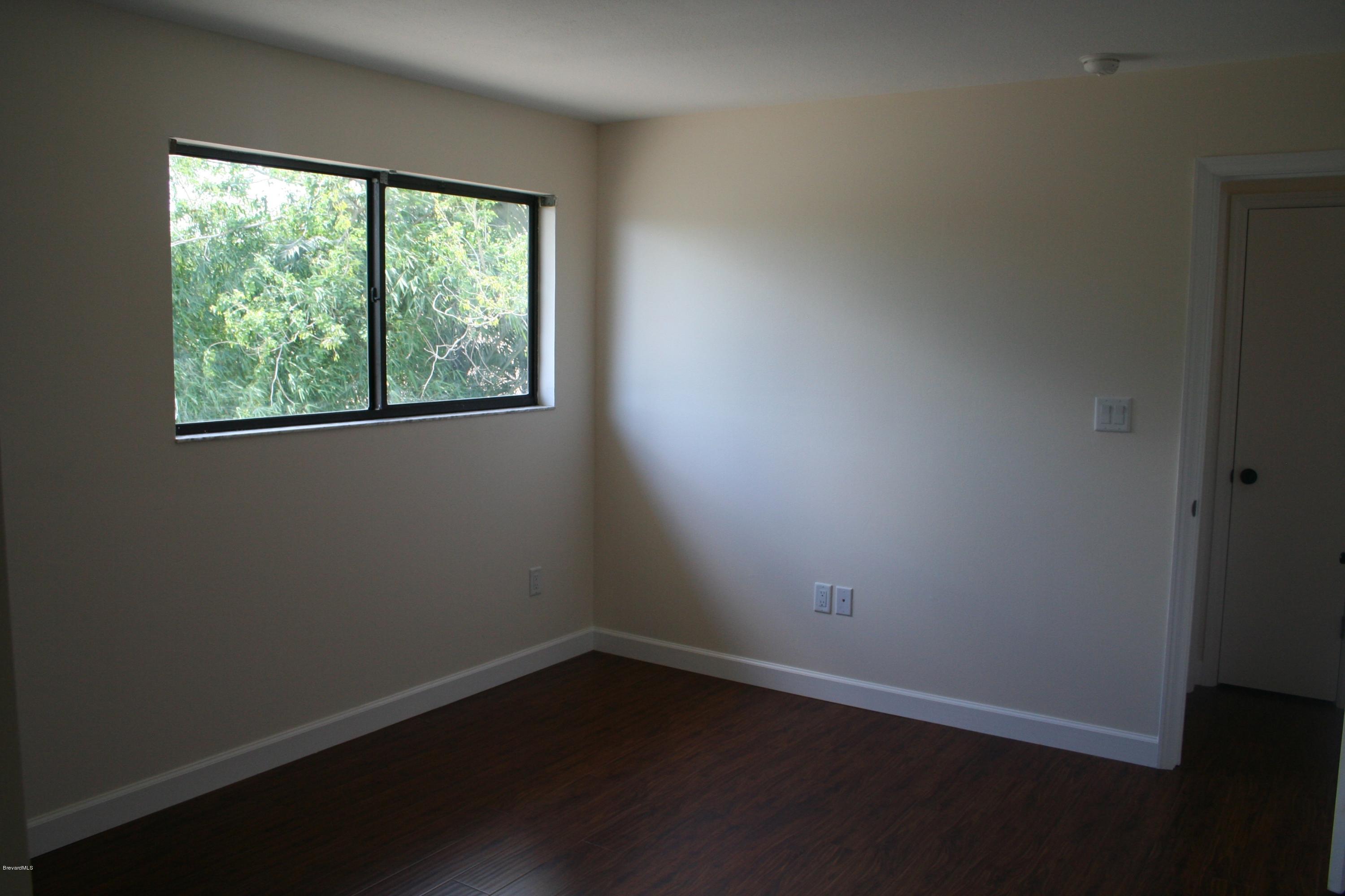4055 Shuttle Court Merritt Island, FL 32953 - Photo 17 of 25 032