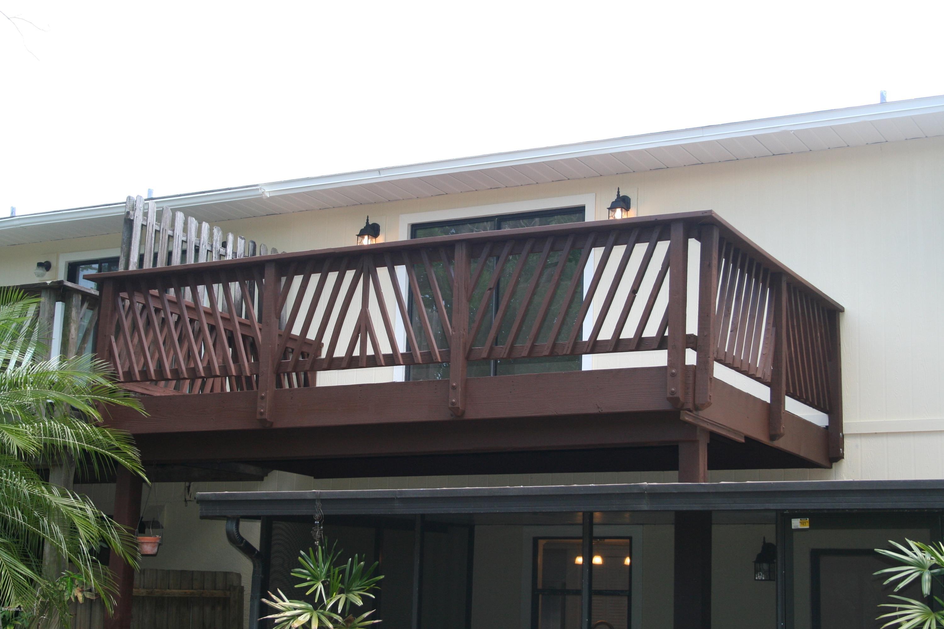4055 Shuttle Court Merritt Island, FL 32953 - Photo 6 of 25 047