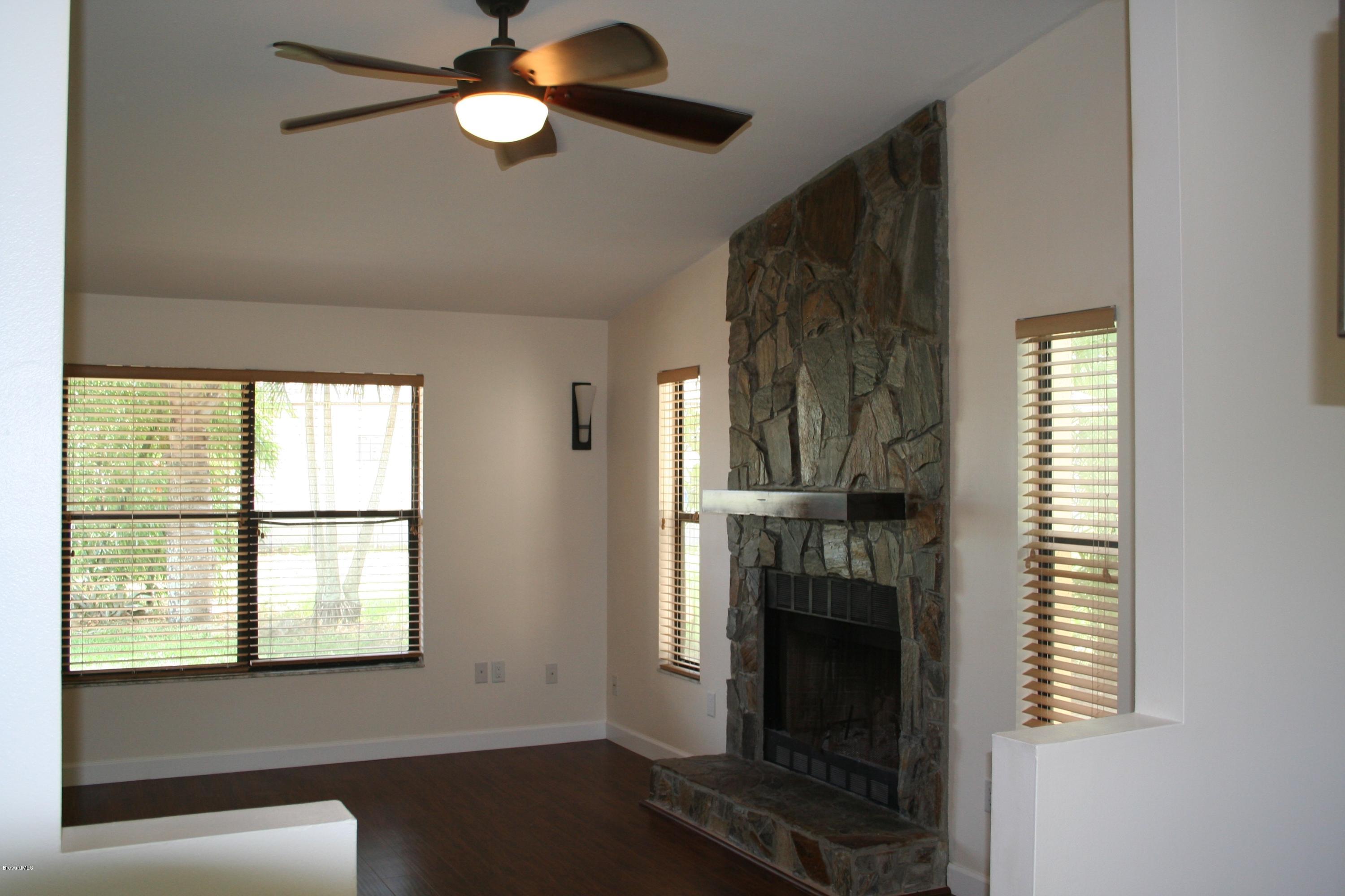 4055 Shuttle Court Merritt Island, FL 32953 - Photo 10 of 25 004