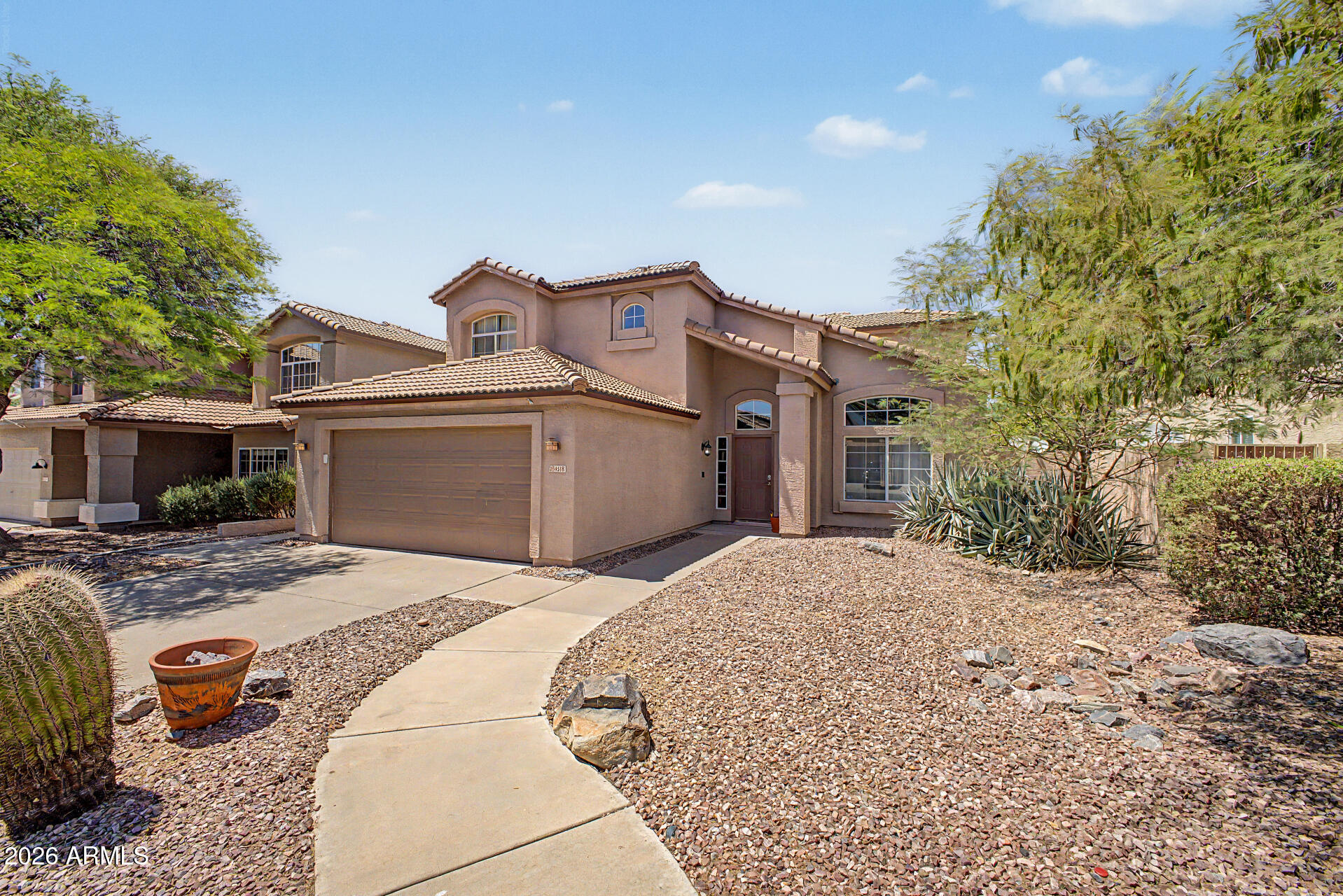 4518 East Rowel Road Phoenix, AZ 85050 - Photo 3 of 36 03 - Rowel