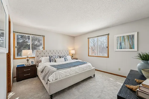 $269,900 | 2545 Concord Way, Unit 115, Mendota Heights, MN 55120