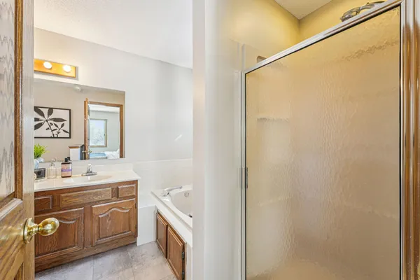 $269,900 | 2545 Concord Way, Unit 115, Mendota Heights, MN 55120