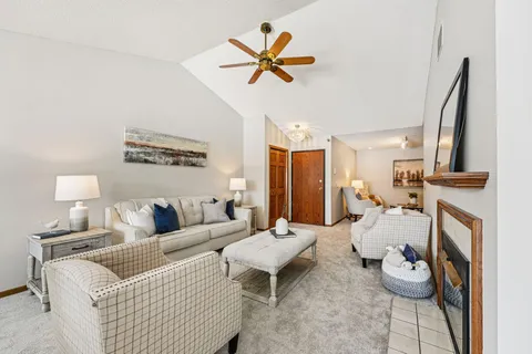 $269,900 | 2545 Concord Way, Unit 115, Mendota Heights, MN 55120