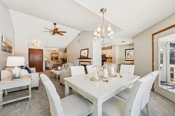 $269,900 | 2545 Concord Way, Unit 115, Mendota Heights, MN 55120