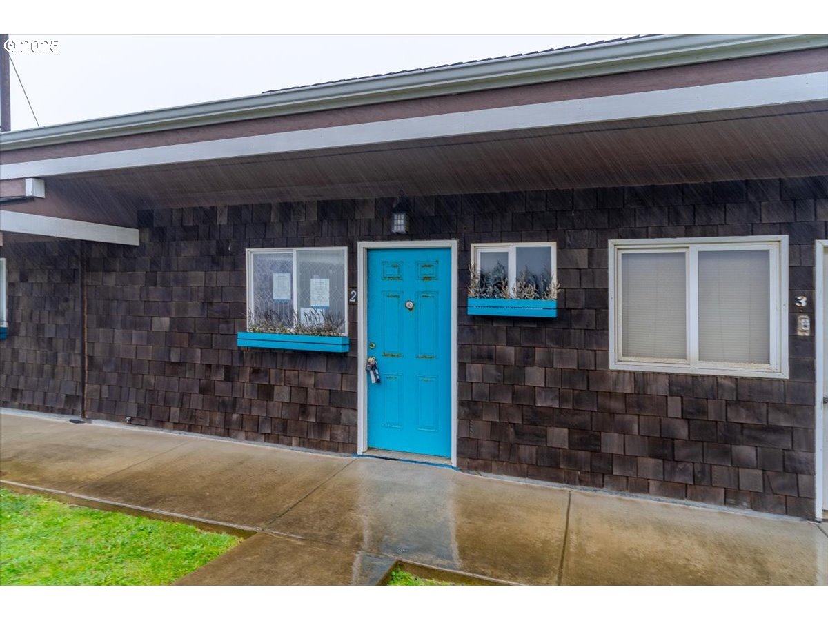 801 Northwest Coast Street, Unit 2 Newport, OR 97365 - Photo 1 of 27