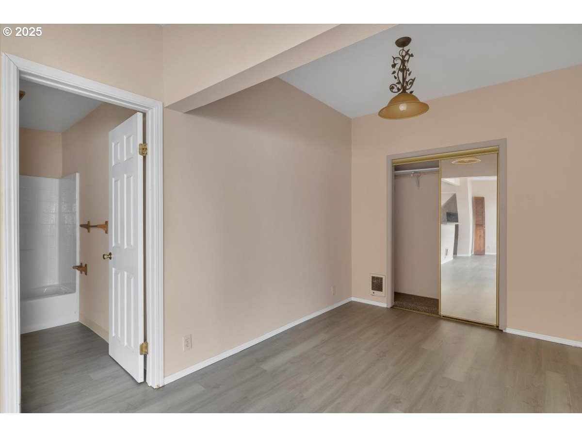 801 Northwest Coast Street, Unit 2 Newport, OR 97365 - Photo 13 of 27