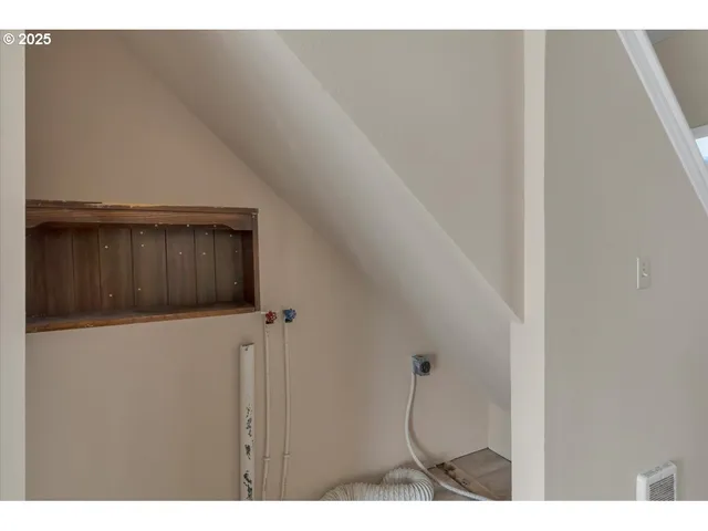 $409,900 | 801 Northwest Coast Street, Unit 2, Newport, OR 97365