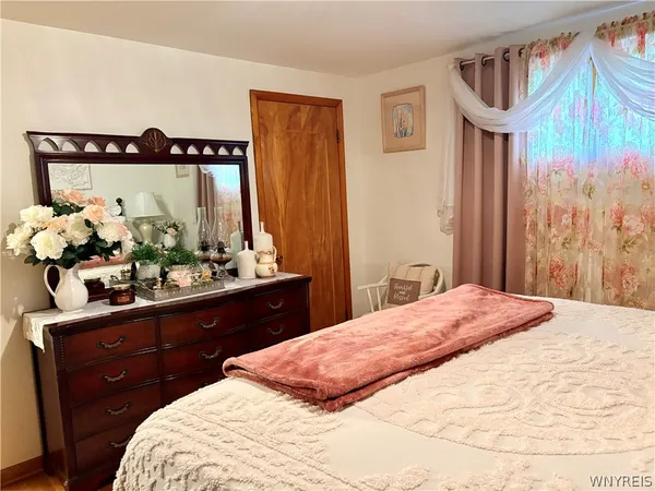 $229,900 | 16 Kemp Avenue, Cheektowaga, NY 14225